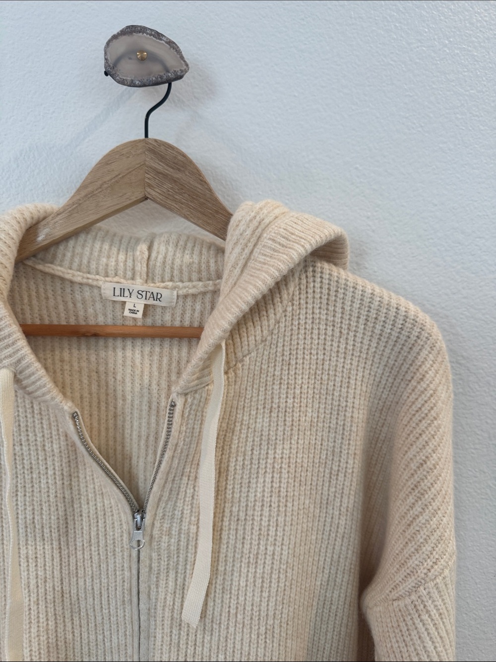NWT Lily Star, super soft Cream full zip Sweater hoodie with pockets, size Large